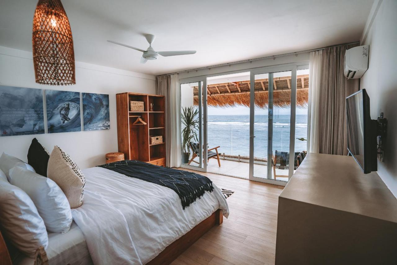 Legends Beachfront Resort Улувату Екстер'єр фото
