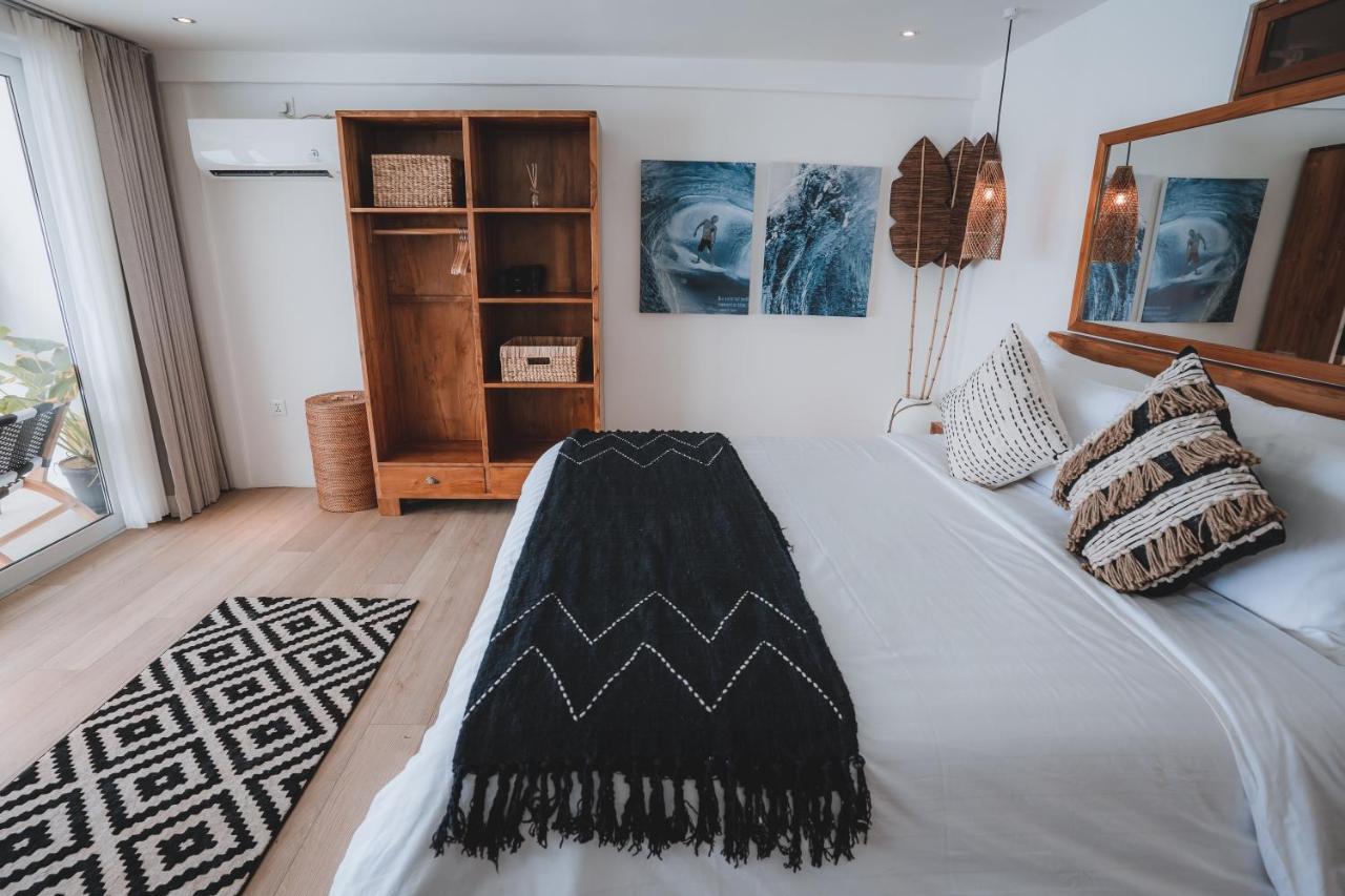 Legends Beachfront Resort Улувату Екстер'єр фото